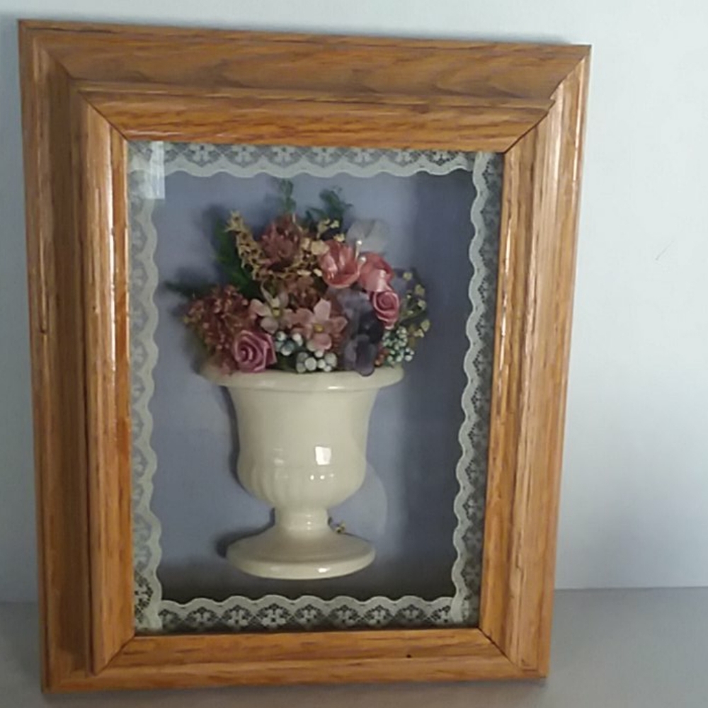 Pretty Oak Wood Shadow Box